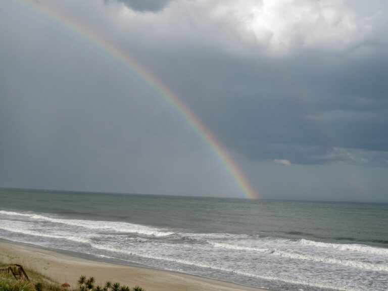 IMG_5005.JPG rainbow ocean